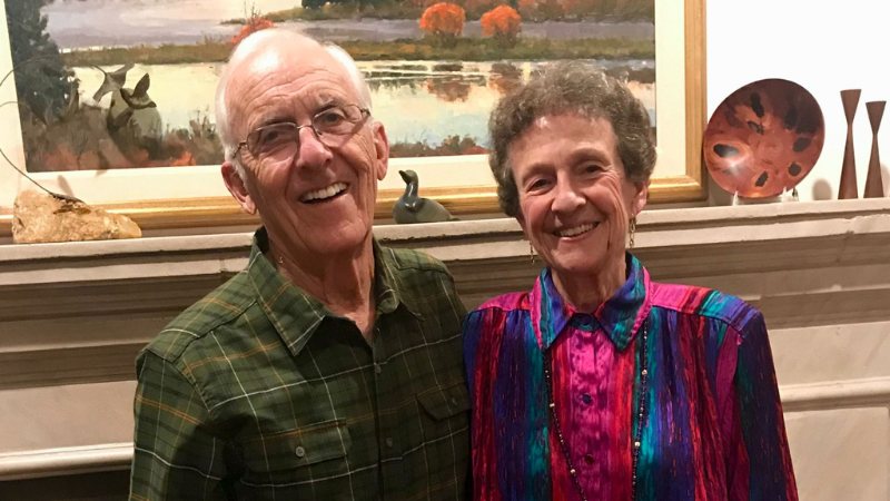 2 people smiling